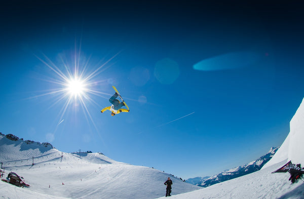 Was gehört in den Snowboardrucksack