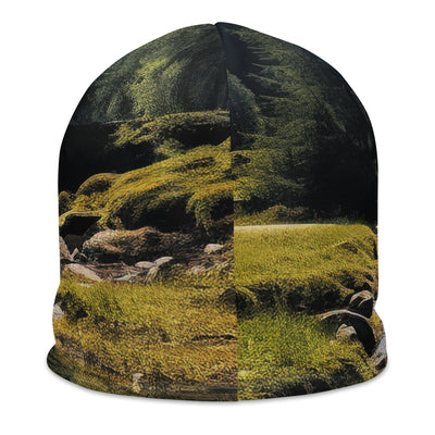 Österreichische Alpen und steiniger Bach - Beanie (All-Over Print) berge xxx