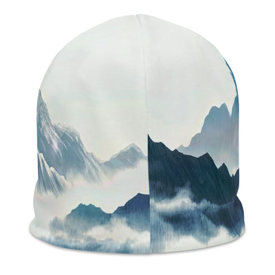 Nebeliger Alpenmorgen-Essenz, verdeckte Täler und Wälder - Beanie (All-Over Print) berge xxx yyy zzz