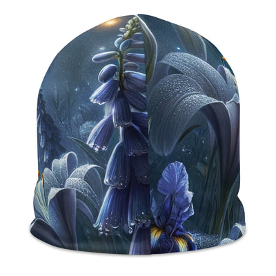 Ätherische Mondnacht auf blühender Wiese, silbriger Blumenglanz - Beanie (All-Over Print) camping xxx yyy zzz