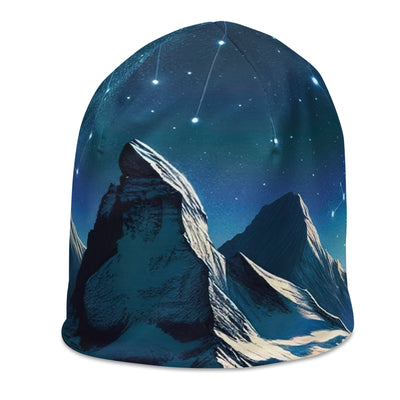 Alpenwinternacht: Digitale Kunst mit Wanderern in Bergen und Sternenhimmel - Beanie (All-Over Print) wandern xxx yyy zzz