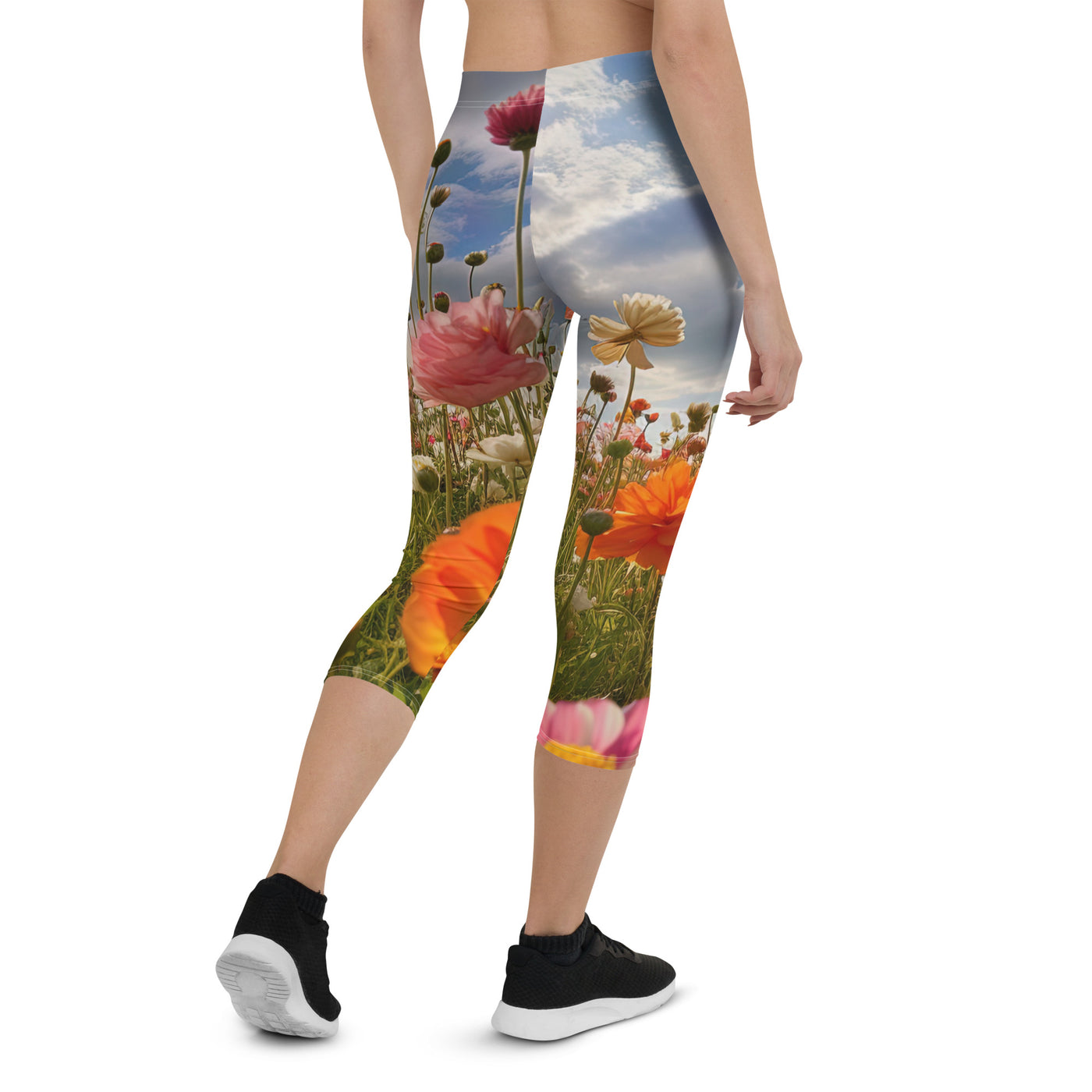 Blumenfeld und Sonnenschein - Capri Leggings (All-Over Print) camping xxx