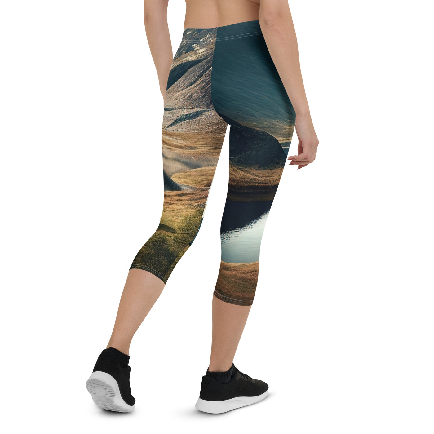 Zelt, Berge und Bergsee - Capri Leggings (All-Over Print) camping xxx