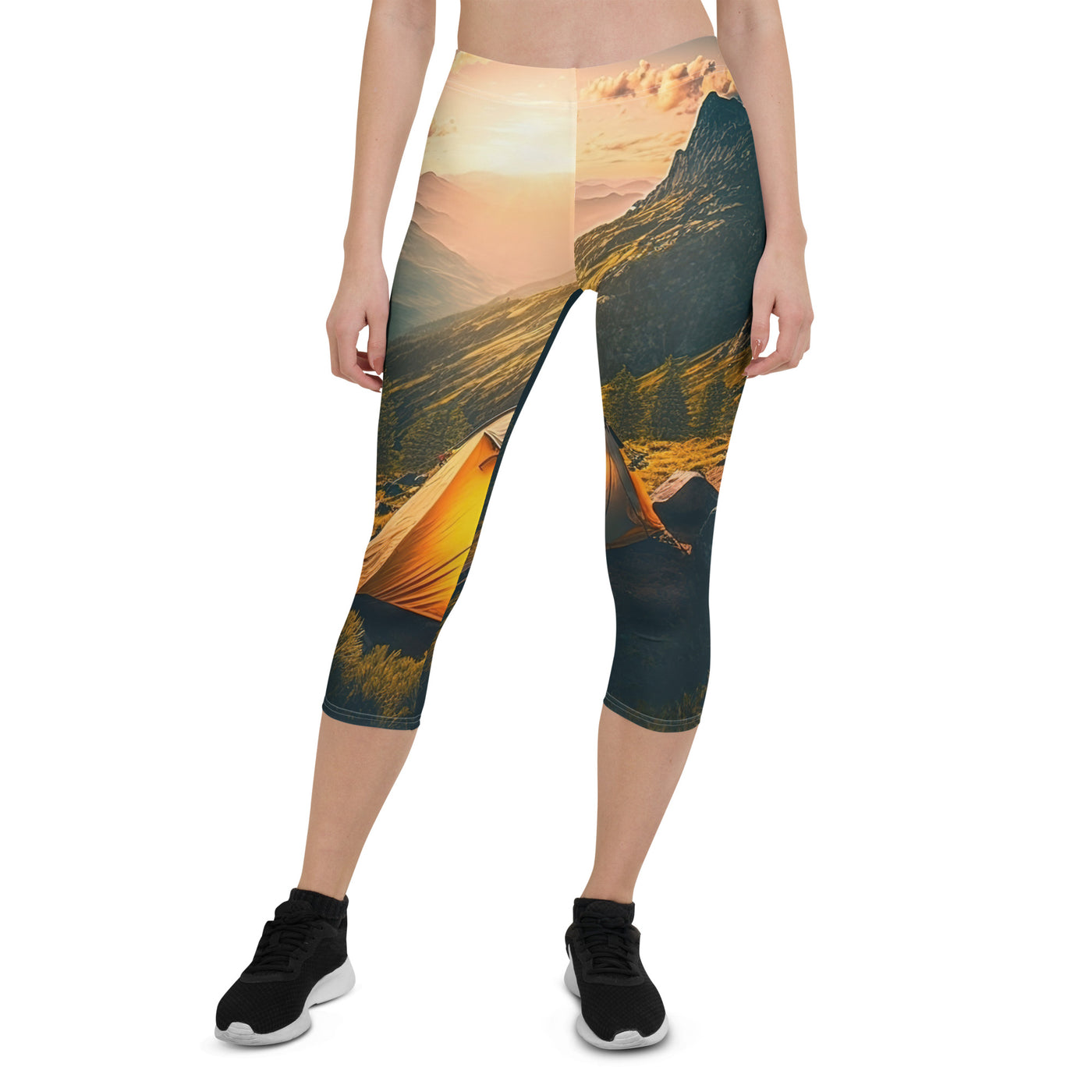 Zelt auf Berg im Sonnenaufgang - Landschafts - Capri Leggings (All-Over Print) camping xxx XL