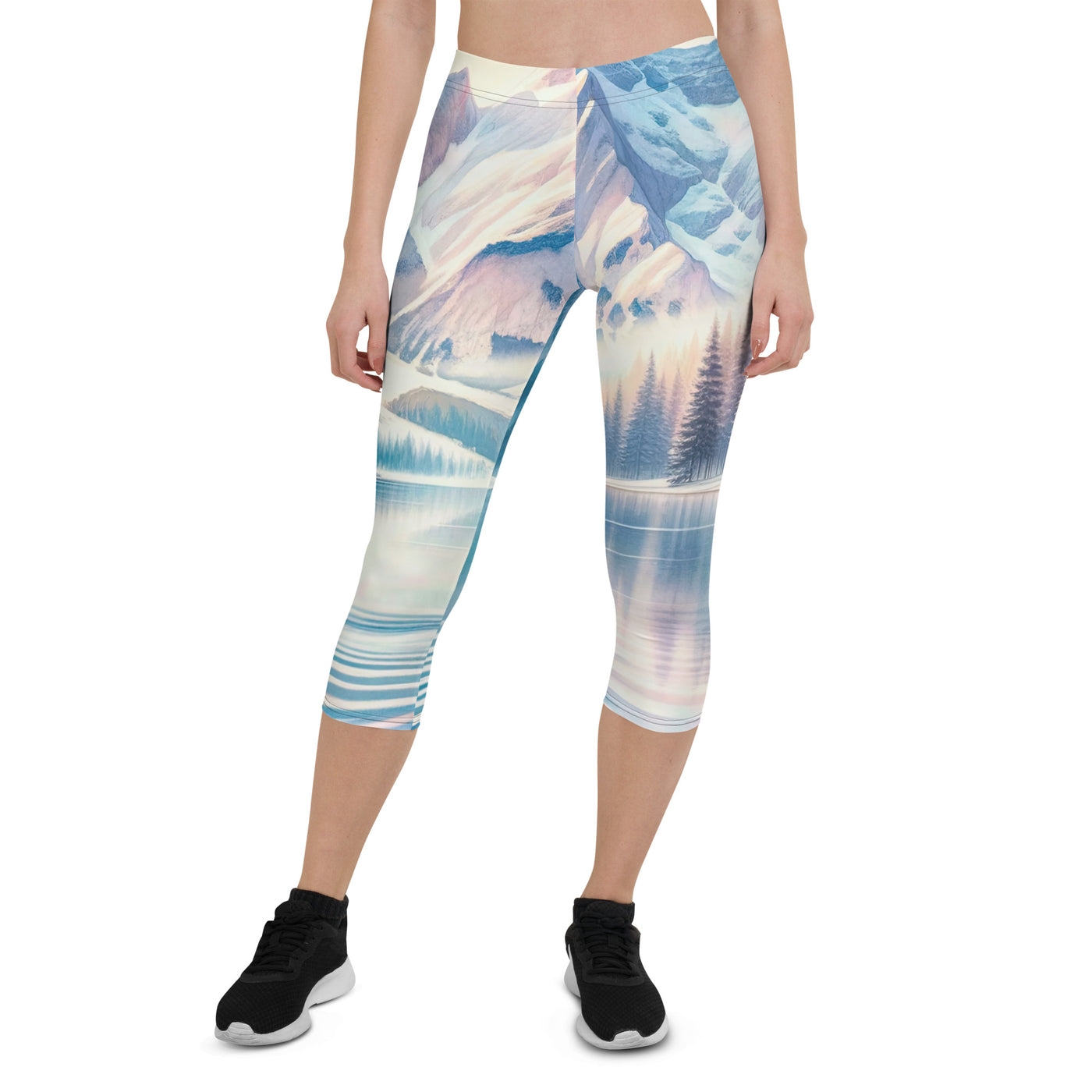 Aquarell eines klaren Alpenmorgens, Boot auf Bergsee in Pastelltönen - Capri Leggings (All-Over Print) berge xxx yyy zzz XL