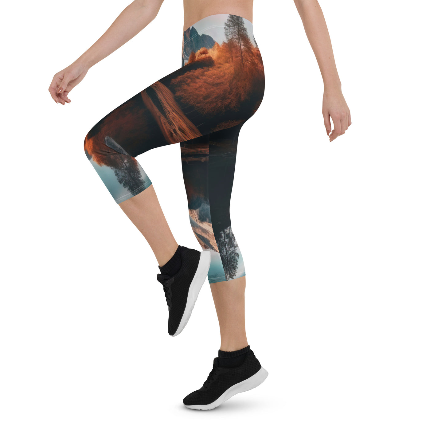 Bergsee, Berg und Bäume - Foto - Capri Leggings (All-Over Print) berge xxx