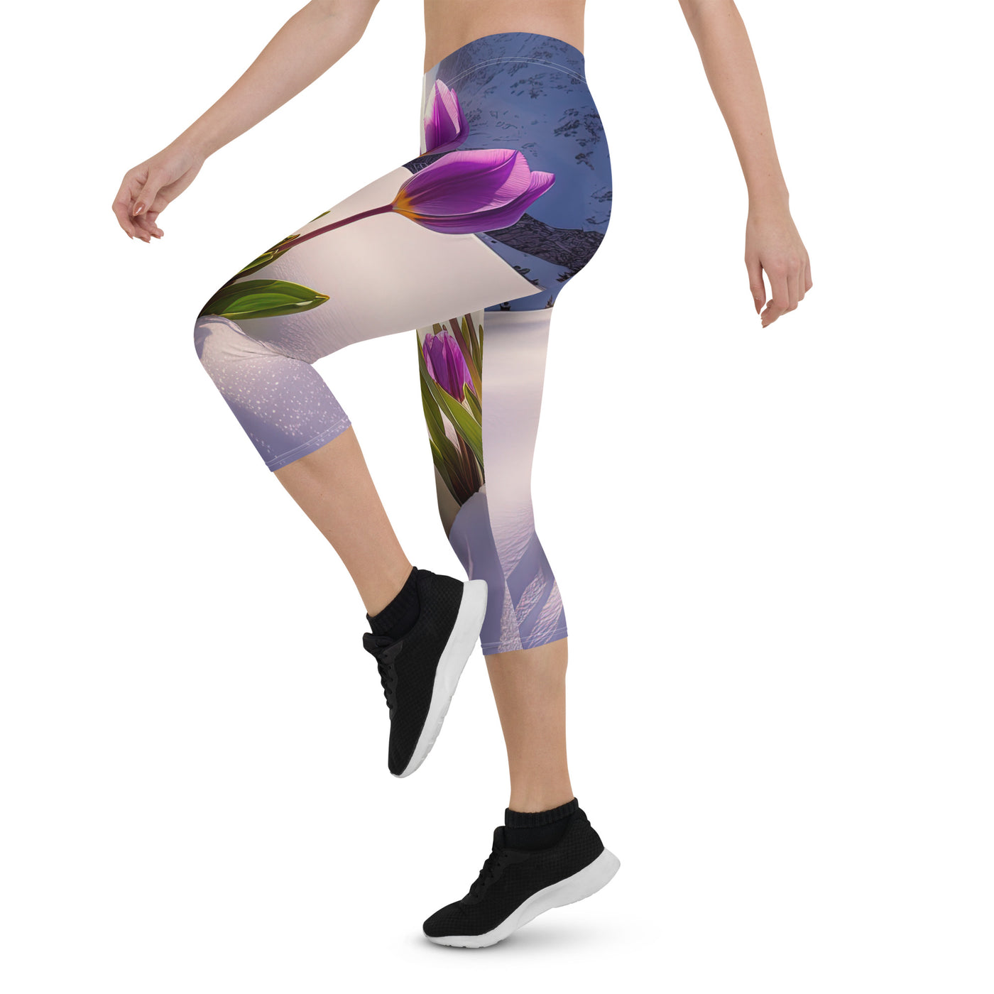 Tulpen im Schnee und in den Bergen - Blumen im Winter - Capri Leggings (All-Over Print) berge xxx