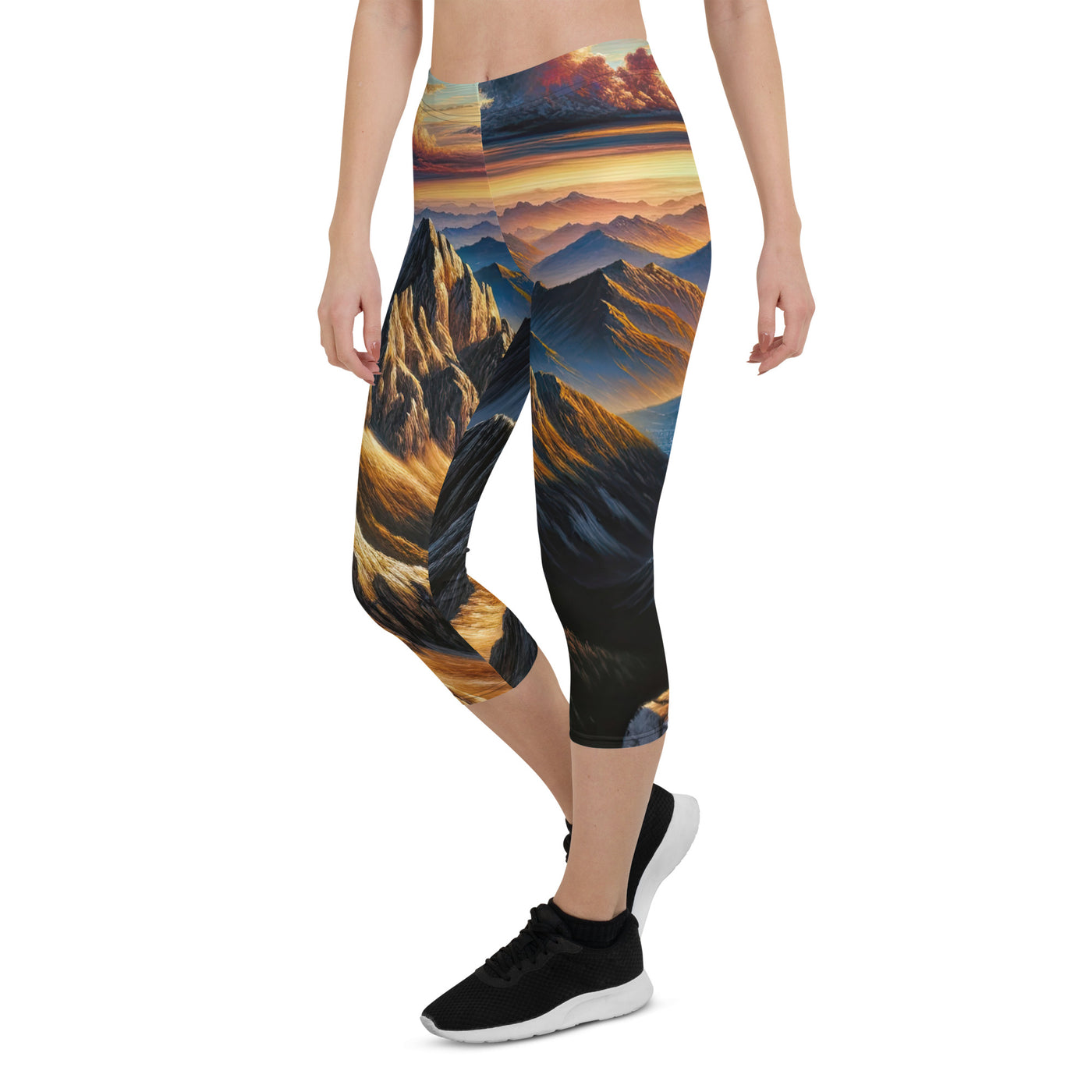 Alpen in Abenddämmerung: Acrylgemälde mit beleuchteten Berggipfeln - Capri Leggings (All-Over Print) berge xxx yyy zzz