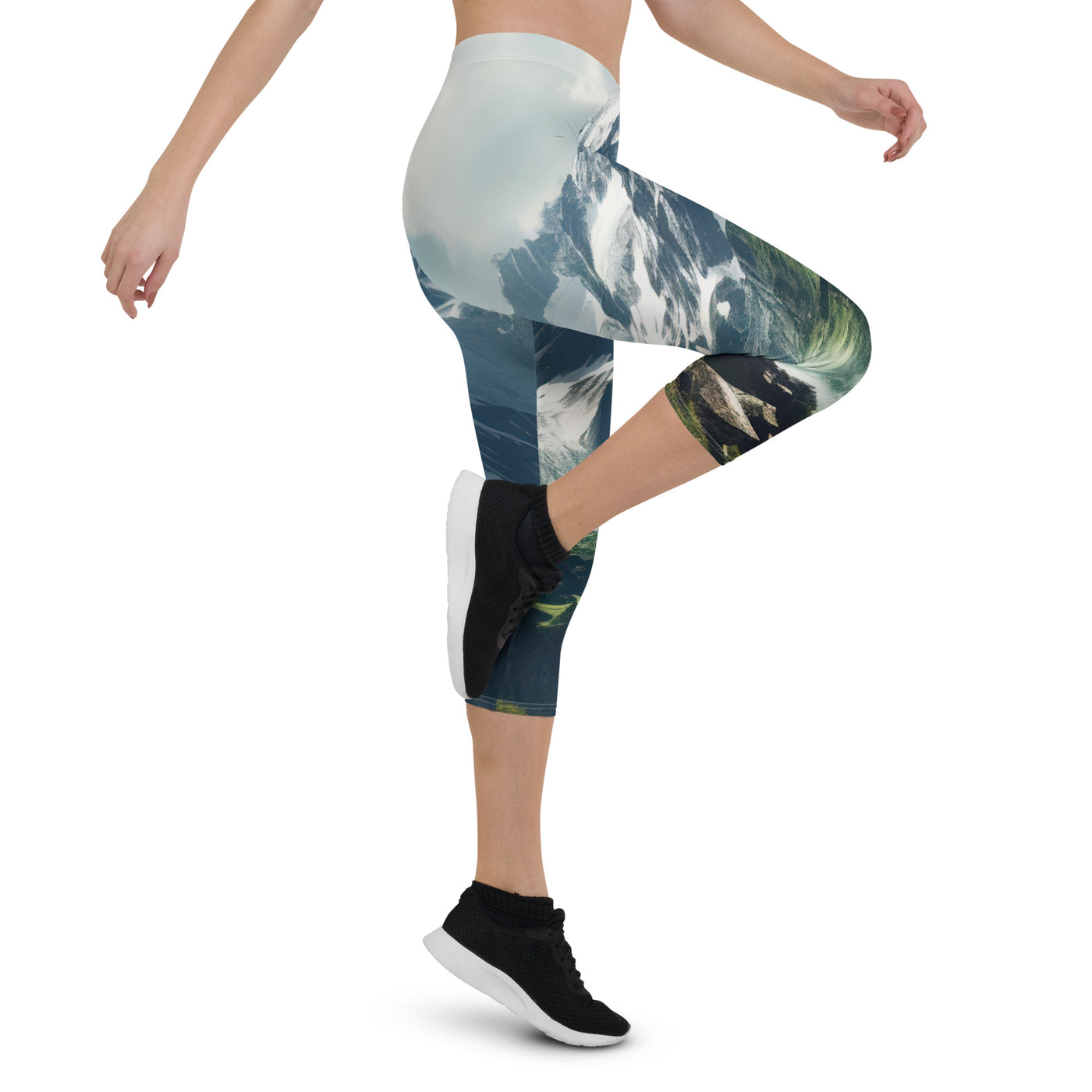 Gigantischer Berg - Landschaftsmalerei - Capri Leggings (All-Over Print) berge xxx