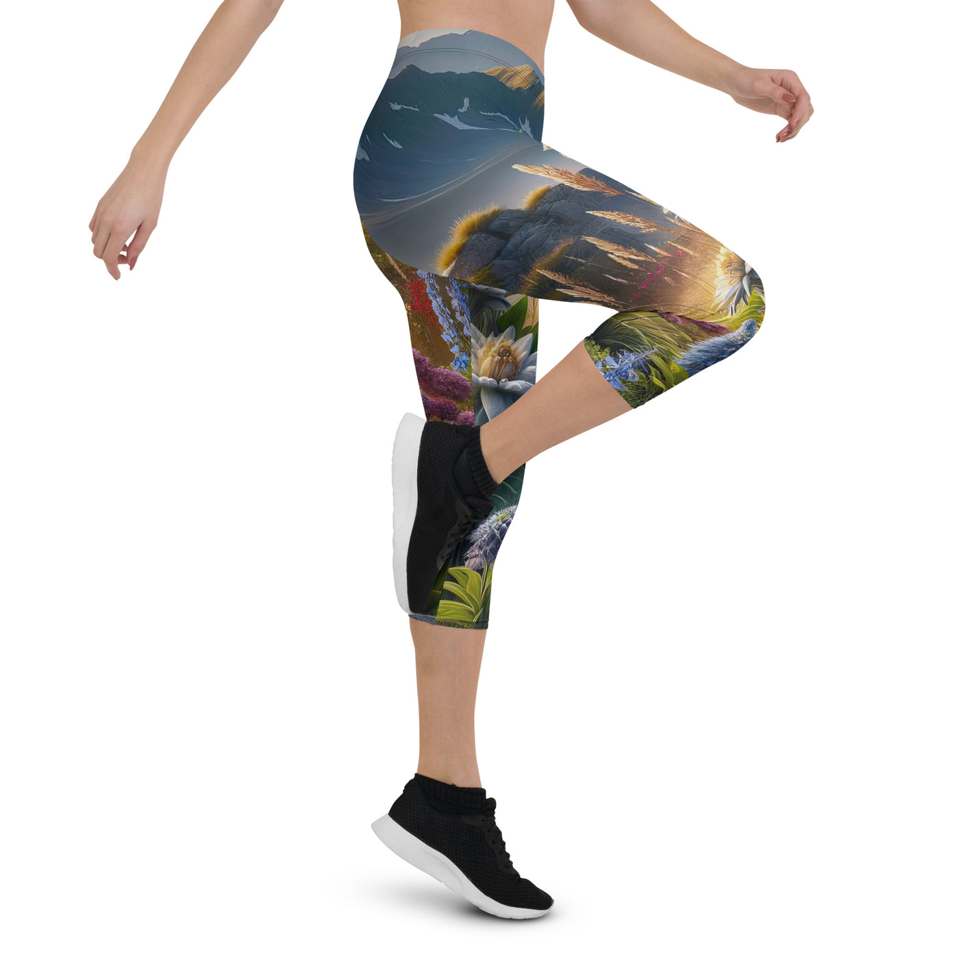 Alpine Flora: Digitales Kunstwerk mit lebendigen Blumen - Capri Leggings (All-Over Print) berge xxx yyy zzz