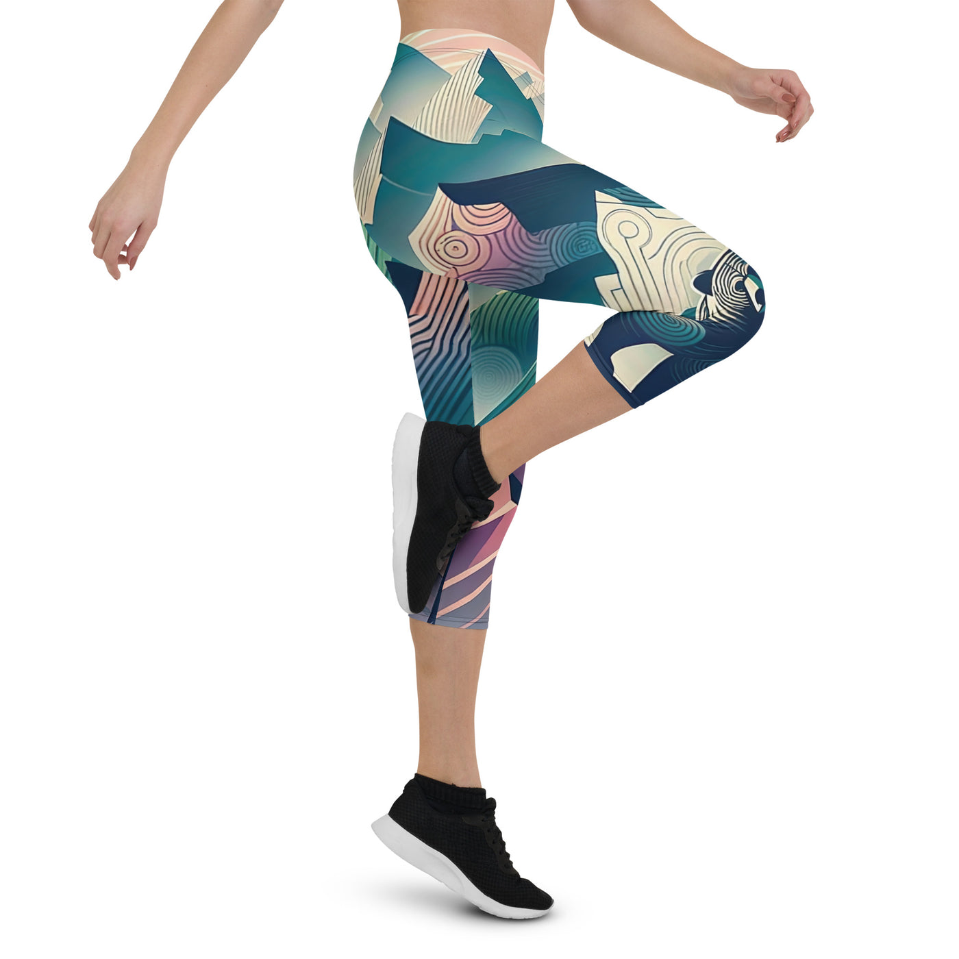 Bär im Panoramablick der Alpen, moderne Kunst-Gebirgsschichten - Capri Leggings (All-Over Print) camping xxx yyy zzz