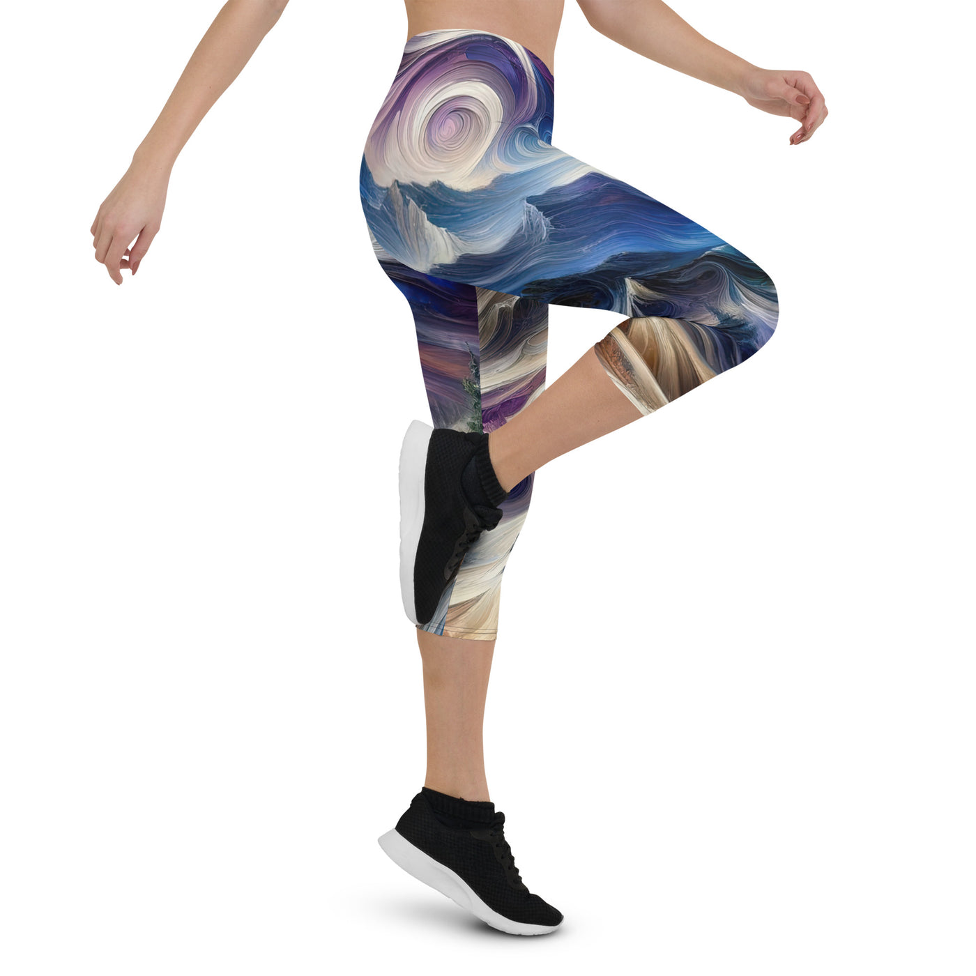 Ölgemälde der Alpen in abstraktem Expressionismus, wilde Naturdarstellung - Capri Leggings (All-Over Print) berge xxx yyy zzz