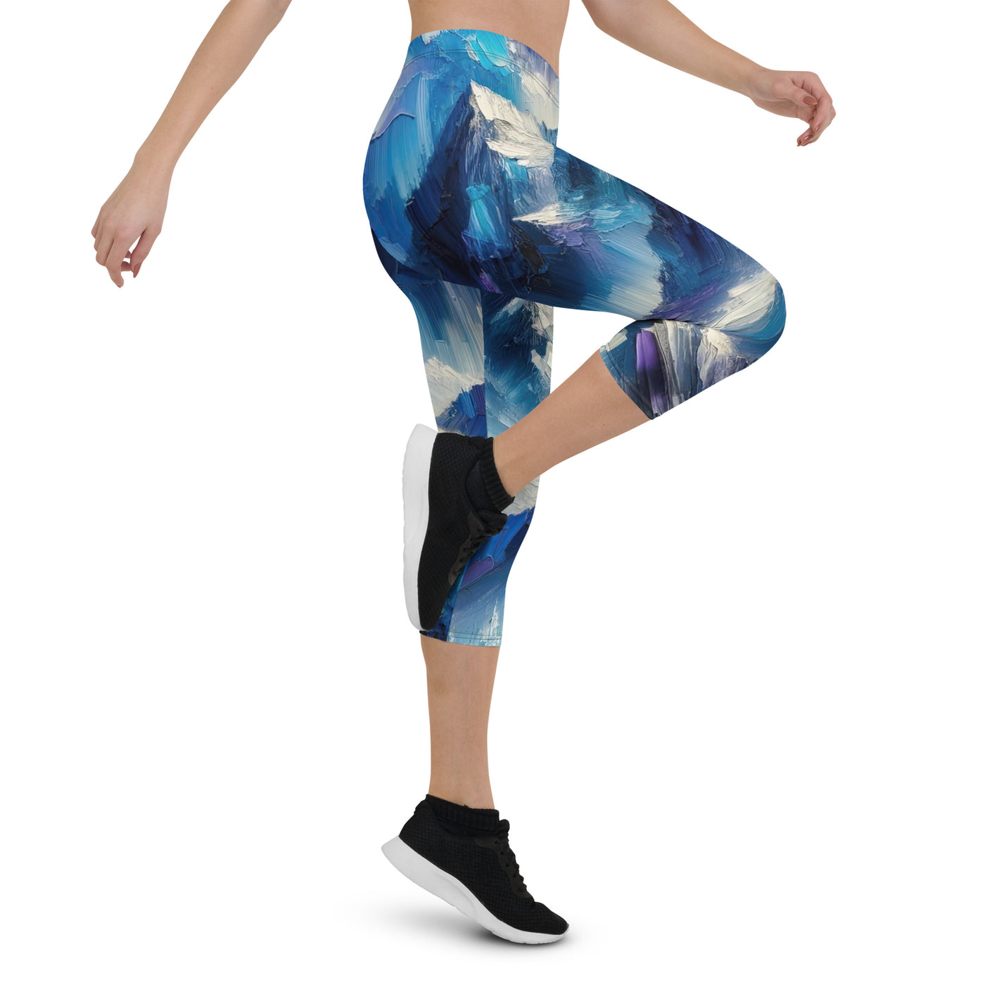 Alpenabstraktion mit dramatischem Himmel in Öl - Capri Leggings (All-Over Print) berge xxx yyy zzz