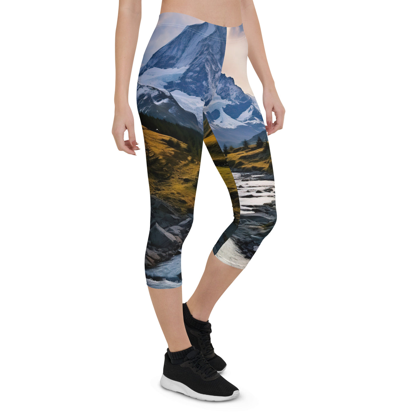 Berge und steiniger Bach - Epische Stimmung - Capri Leggings (All-Over Print) berge xxx