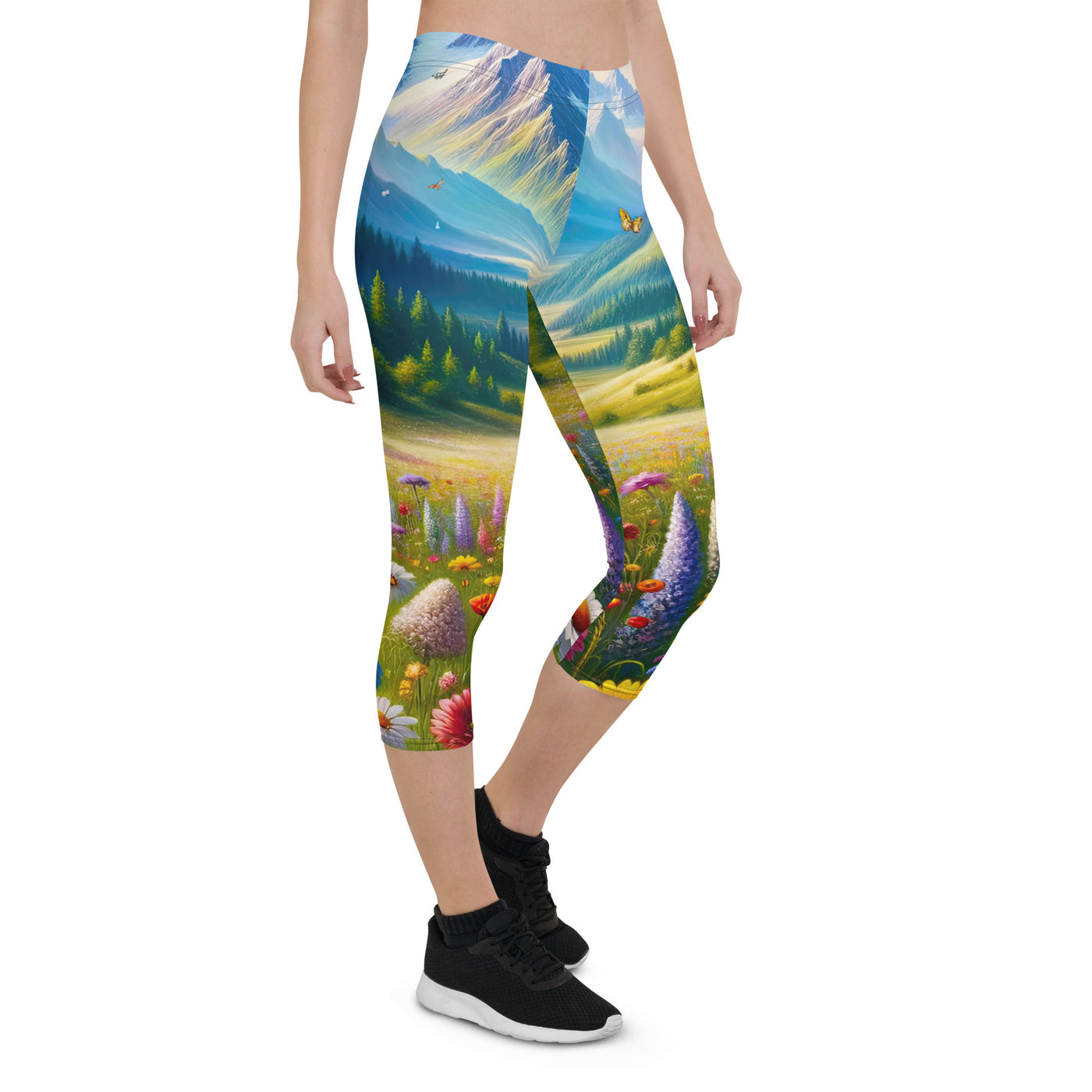 Ölgemälde einer ruhigen Almwiese, Oase mit bunter Wildblumenpracht - Capri Leggings (All-Over Print) camping xxx yyy zzz