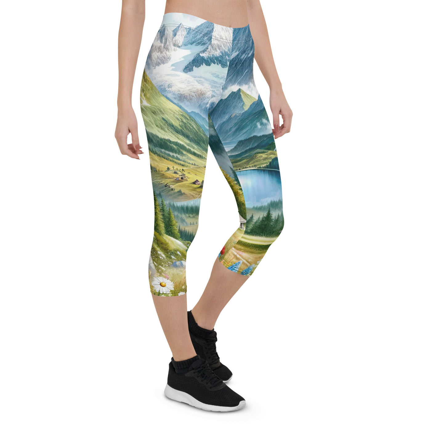 Quadratisches Aquarell der Alpen, Berge mit schneebedeckten Spitzen - Capri Leggings (All-Over Print) berge xxx yyy zzz