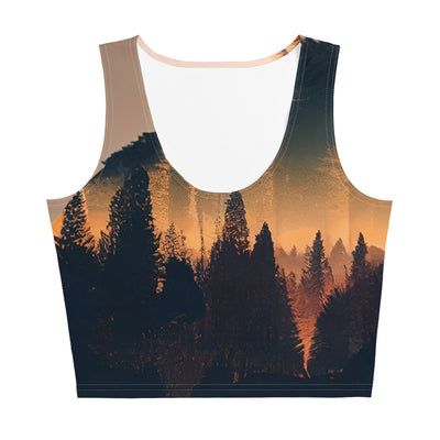 Bär und Bäume Illustration - Damen Crop Top (All-Over Print) camping xxx