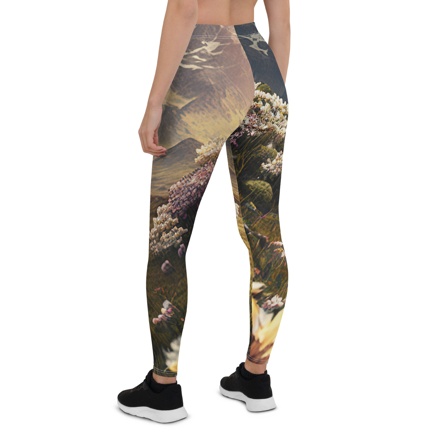 Epischer Berg, steiniger Weg und Blumen - Realistische Malerei - Leggings (All-Over Print) berge xxx