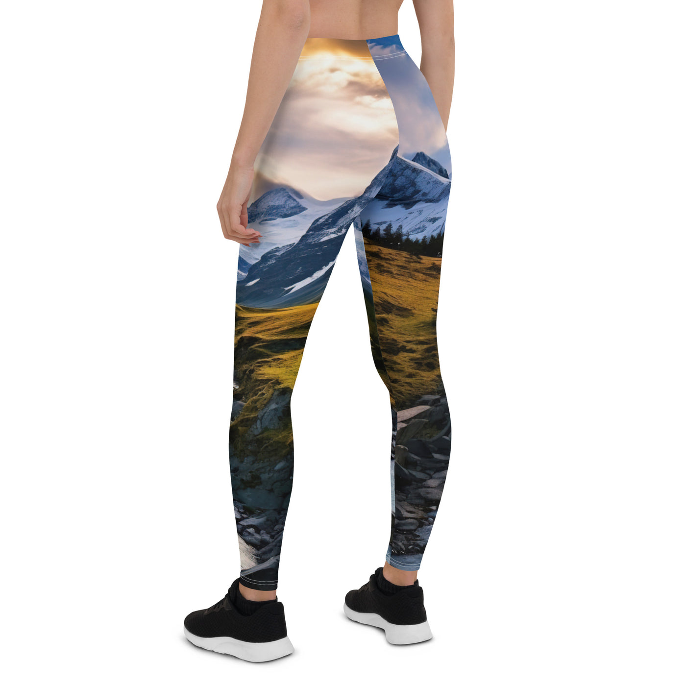 Berge und steiniger Bach - Epische Stimmung - Leggings (All-Over Print) berge xxx