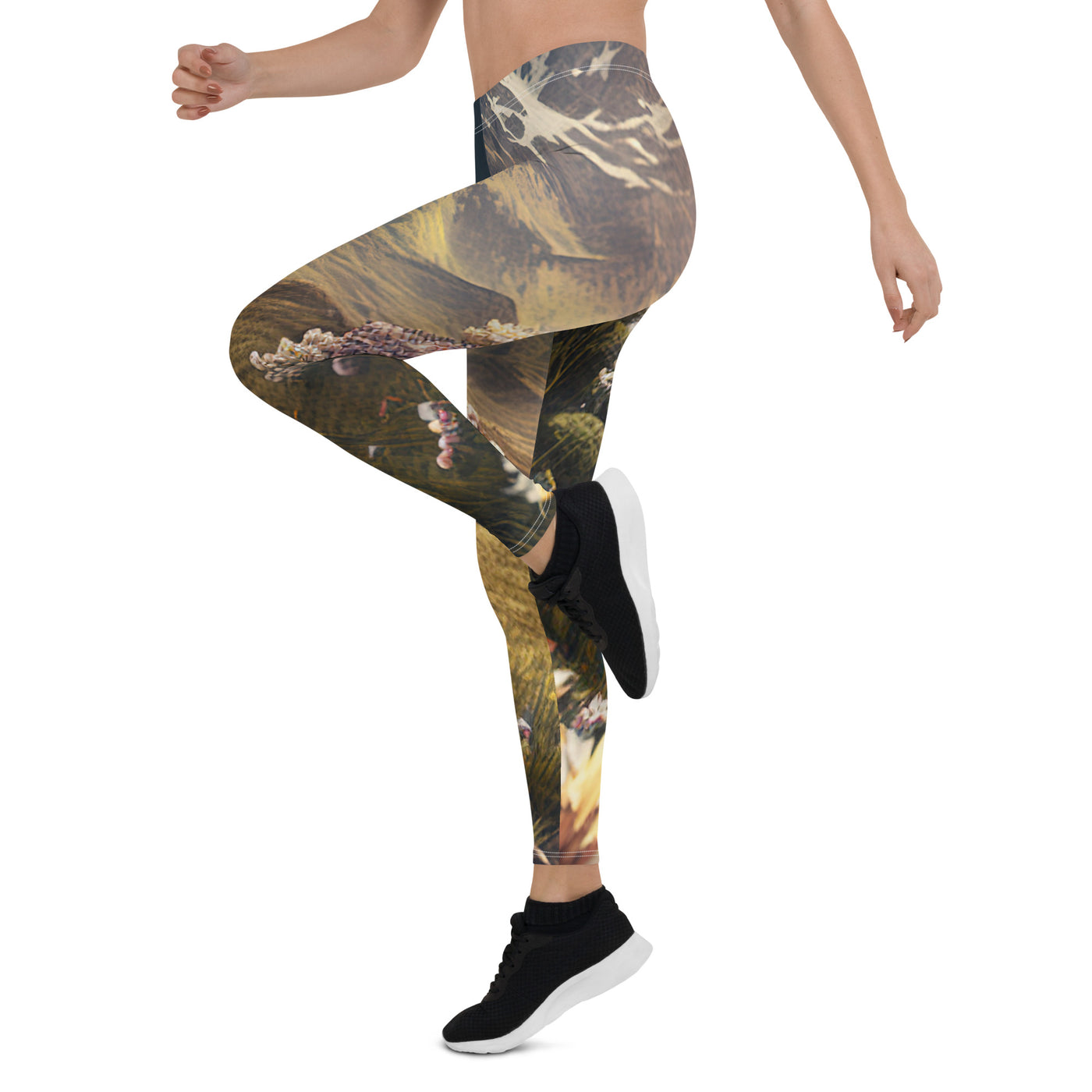 Epischer Berg, steiniger Weg und Blumen - Realistische Malerei - Leggings (All-Over Print) berge xxx