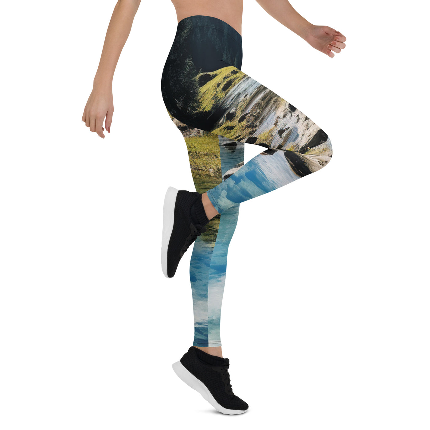 Österreichische Alpen und steiniger Bach - Leggings (All-Over Print) berge xxx