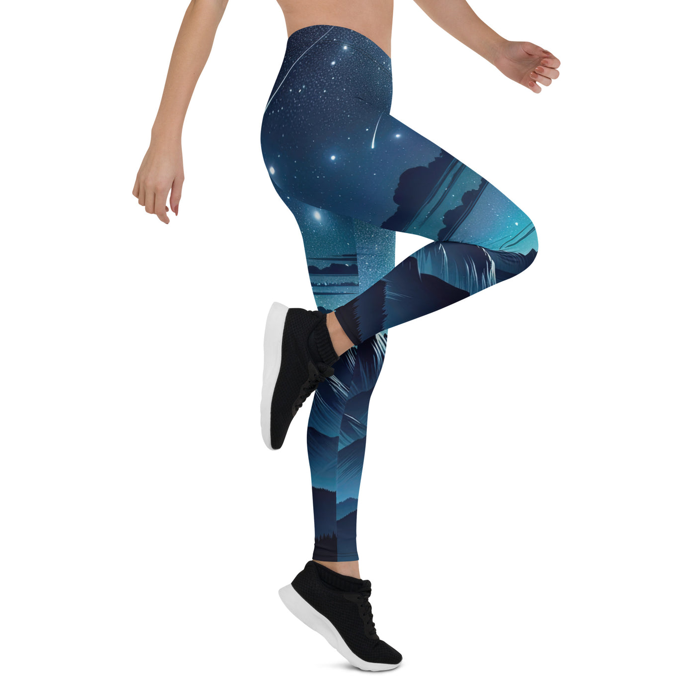 Alpen unter Sternenhimmel mit glitzernden Sternen und Meteoren - Leggings (All-Over Print) berge xxx yyy zzz