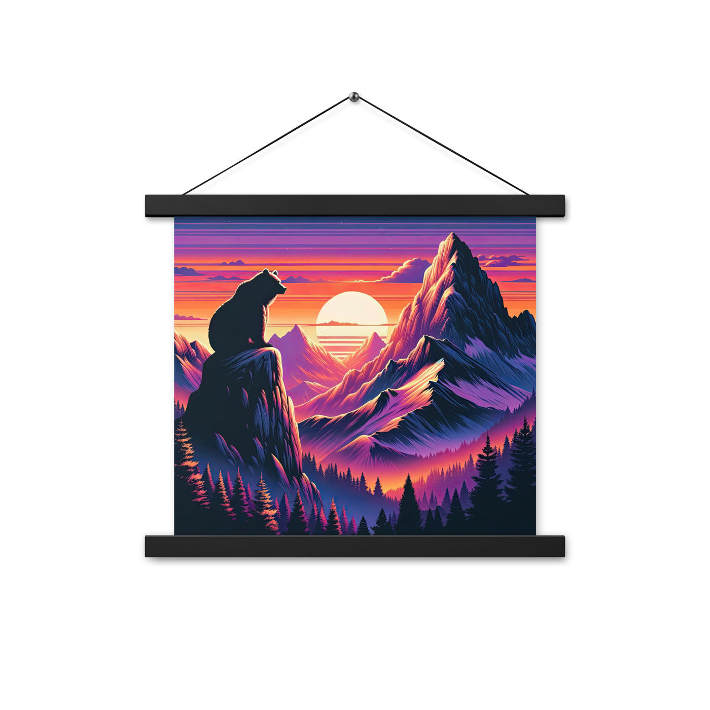 Alpen-Sonnenuntergang mit Bär auf Hügel, warmes Himmelsfarbenspiel - Premium Poster mit Aufhängung camping xxx yyy zzz 35.6 x 35.6 cm