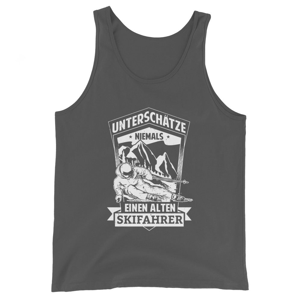 Unterschätze niemals nen alten Skifahrer - Herren Tanktop ski Asphalt