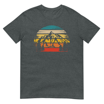 Retro Sonne und Berge - T-Shirt (Unisex) berge xxx yyy zzz Dark Heather