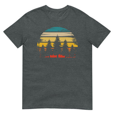 Retro Sonne und Bäume - T-Shirt (Unisex) camping xxx yyy zzz Dark Heather