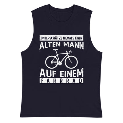 Alter Mann auf einem Fahrrad - Muskelshirt (Unisex) fahrrad