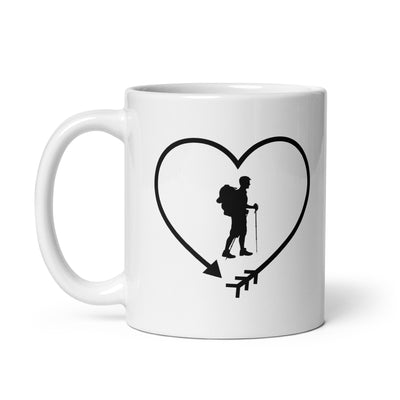 Arrow In Heartshape And Hiking - Tasse wandern 11oz