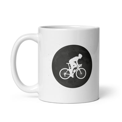 Full Moon - Man Cycling - Tasse fahrrad 11oz