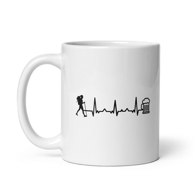 Heartbeat Beer And Hiking - Tasse wandern 11oz