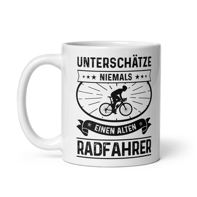 Unterschatze Niemals Einen Alten Radfahrer - Tasse fahrrad 11oz