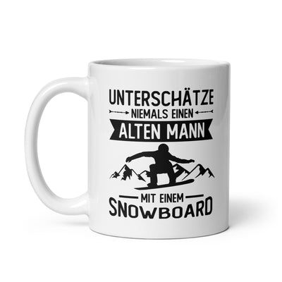 Unterschätze Niemals Einen Alter Mann Mit Einem Snowboard - Tasse snowboarden 11oz