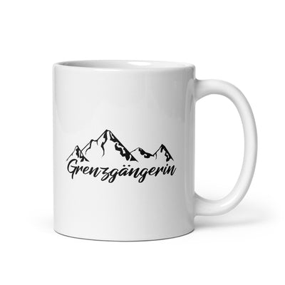 Grenzgangerin - Tasse berge