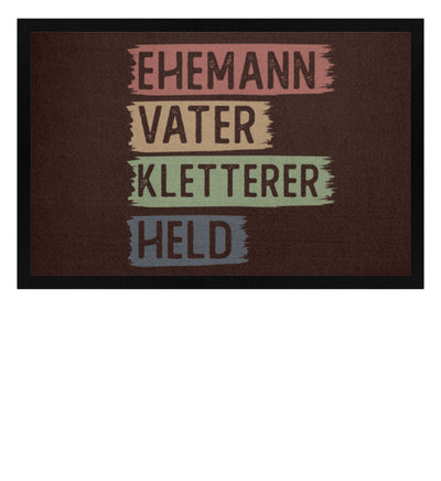 Ehemann, Vater, Kletterer, Held - Fußmatte mit Gummirand klettern Braun