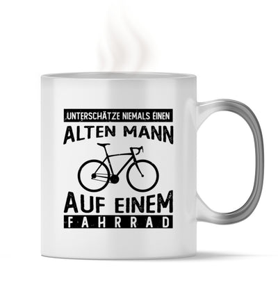 Alter Mann auf einem Fahrrad - Zauber Tasse fahrrad Default Title