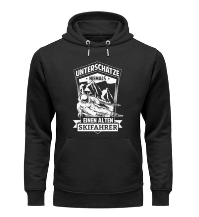 Unterschätze niemals nen alten Skifahrer - Unisex Premium Organic Hoodie Schwarz