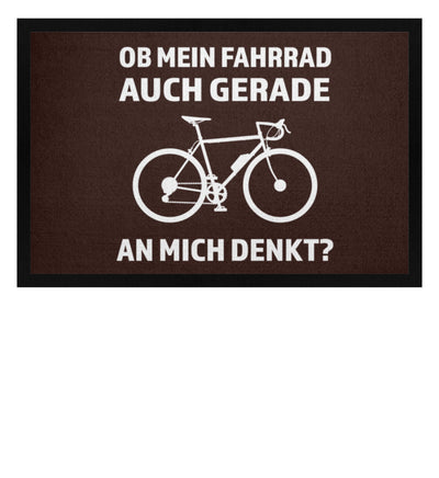 Ob mein Fahrrad gerade an mich denkt- Fußmatte mit Gummirand fahrrad Braun