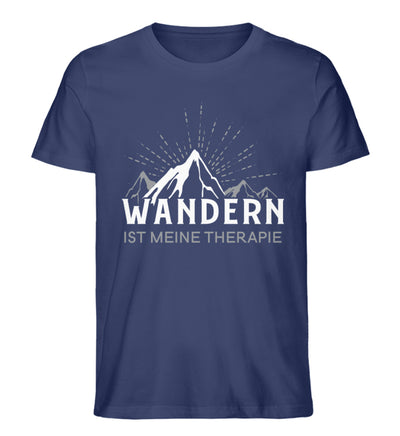 Wandern ist meine Therapie - Herren Organic T-Shirt wandern Navyblau